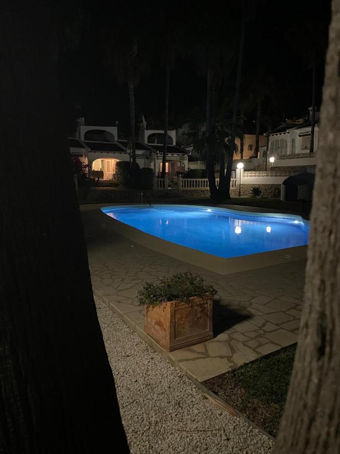Precioso Bungalow En Moraira/ Lovely Bungalow In Морайра Екстериор снимка