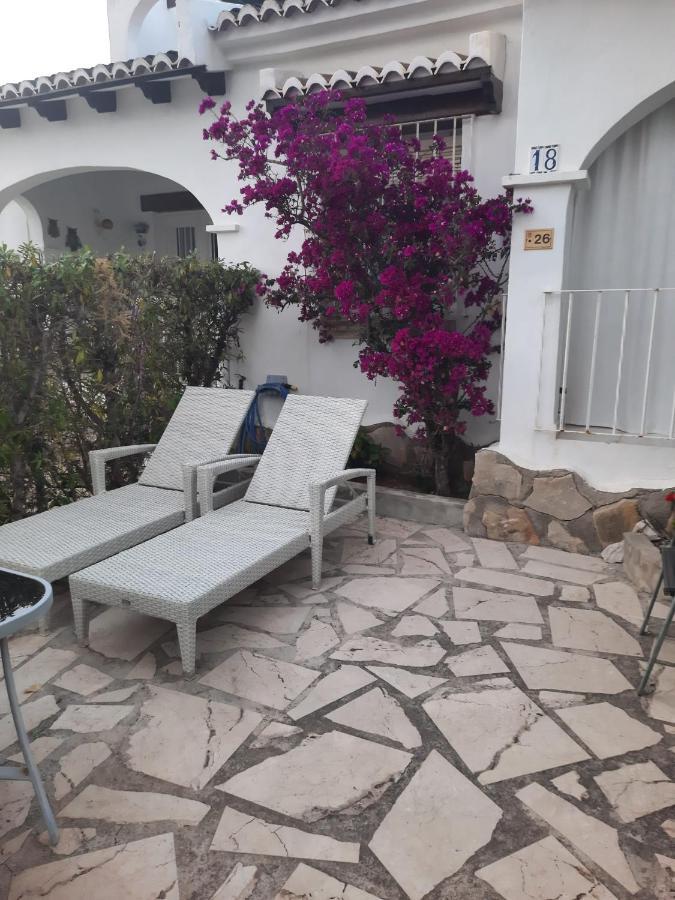 Precioso Bungalow En Moraira/ Lovely Bungalow In Морайра Екстериор снимка